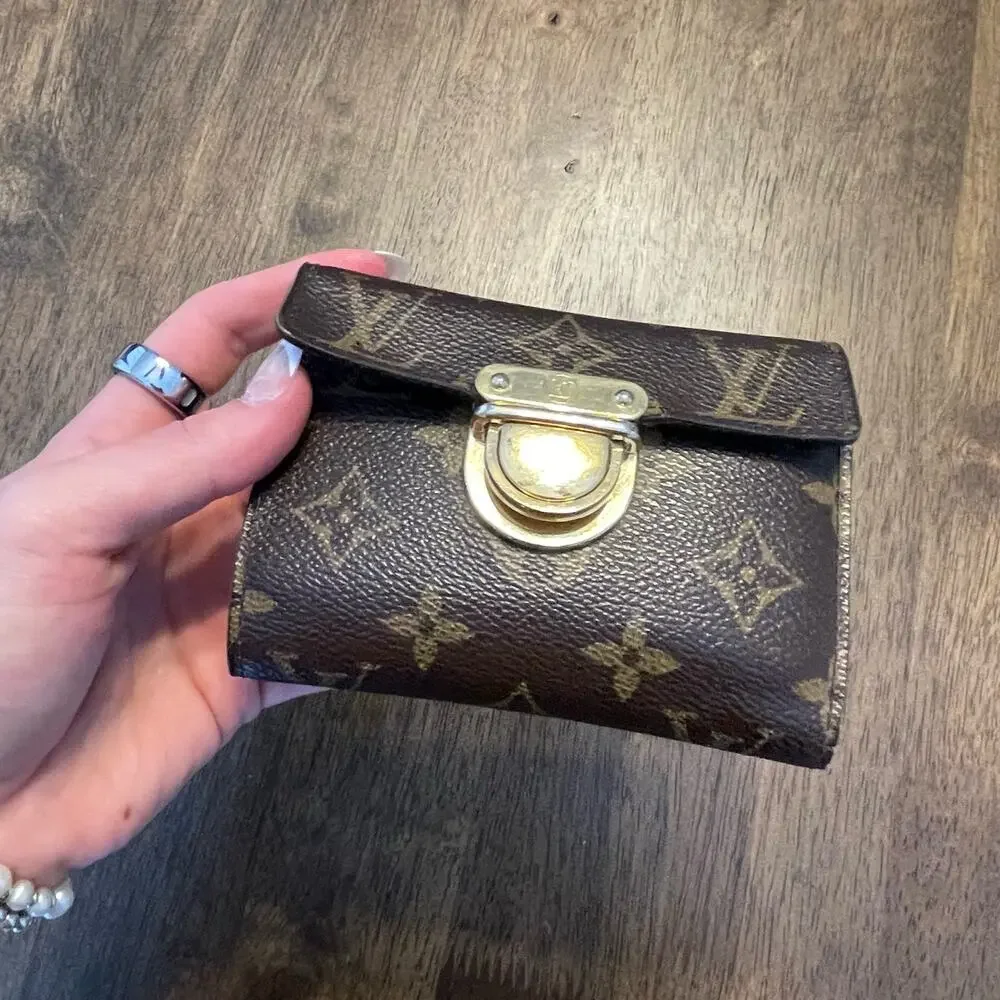 Louis Vuitton issues it no